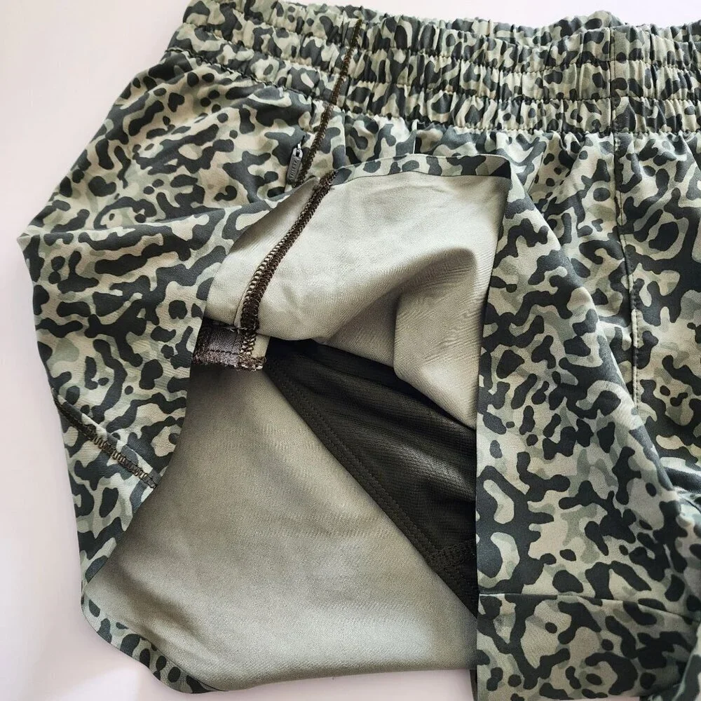 Athleta Printed Hustle 3